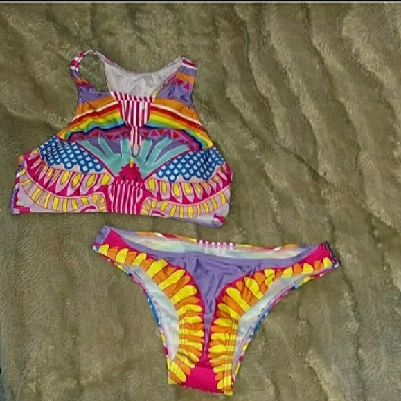 ♦️ FLASH SALE ♦️Halterneck Strap Bikini - Picture 3 of 4